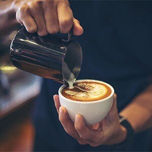 10 Steps to Make Simple Latte Art from a Nestle Dolce Gusto